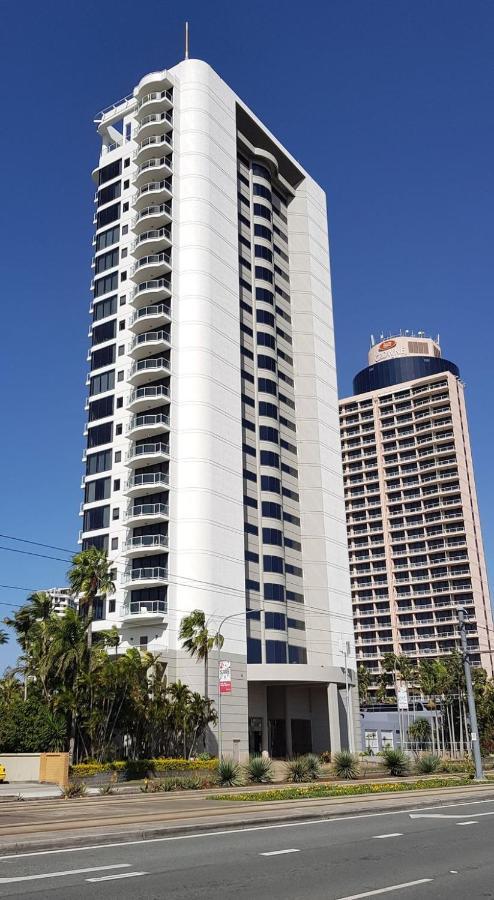 Deluxe Private Apartment And Studio - Ocean Views Голд-Кост Екстер'єр фото