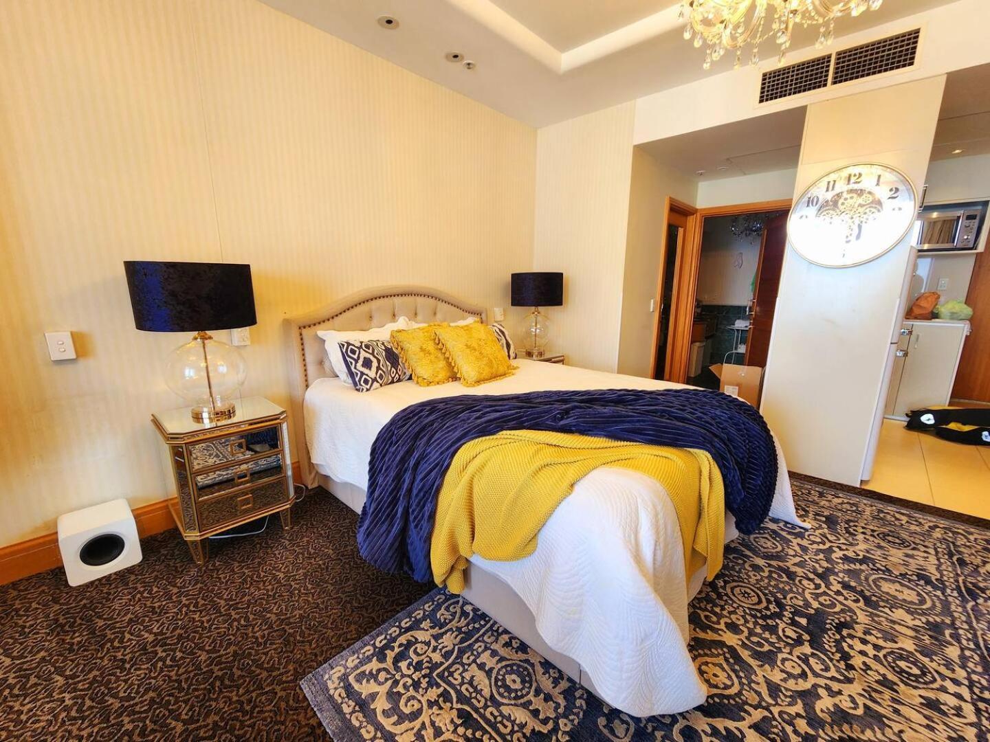 Deluxe Private Apartment And Studio - Ocean Views Голд-Кост Екстер'єр фото